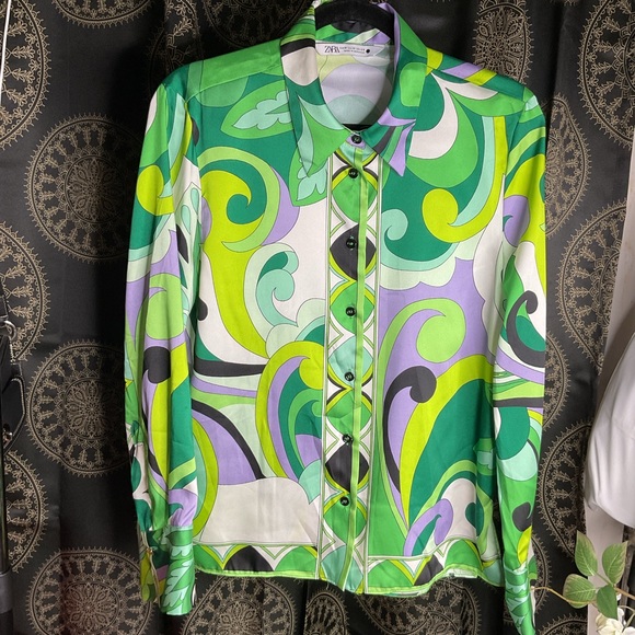 Zara Tops - NWOT Zara Viral (bloggers fav) Satin Blouse